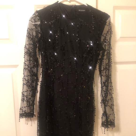 Cute black fringe dress - Picture 1 of 1